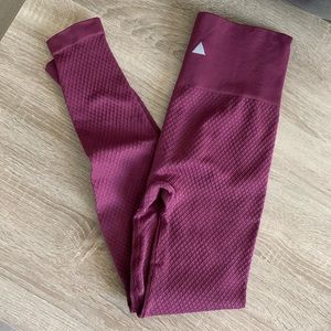 Balance Athletica quartz collection leggings!